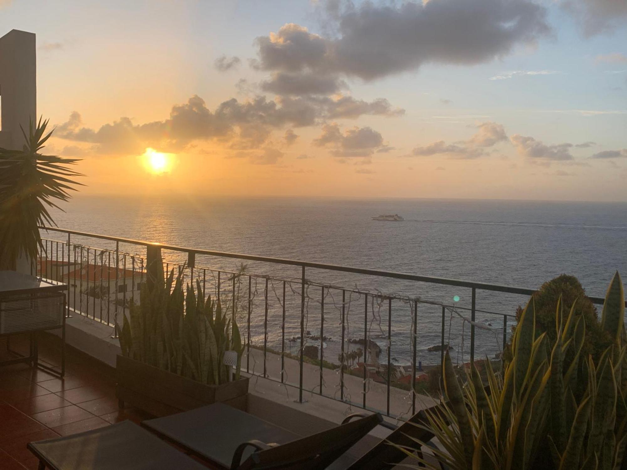Апартаменты Oceanview Penthouse Канису Экстерьер фото